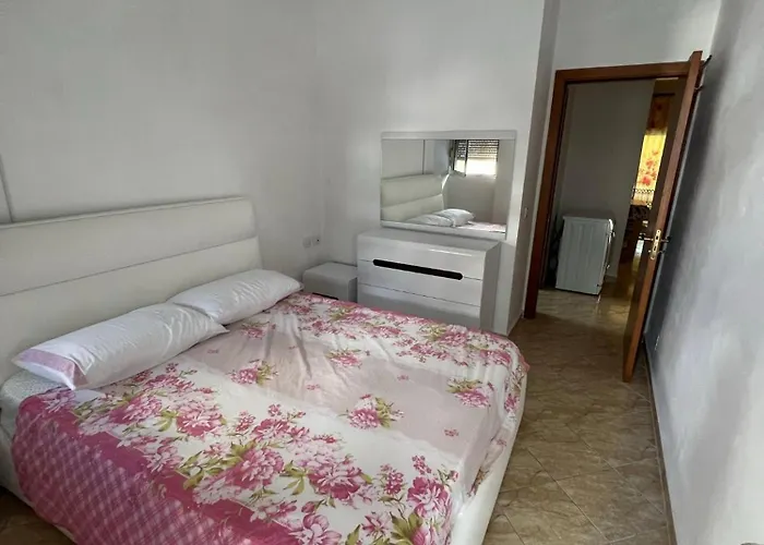 Vivi La Tua Vacanza Con L\'Appartamento 2 Di Ervin! Enjoy Your Holiday With Ervin\'S Apartment 2!